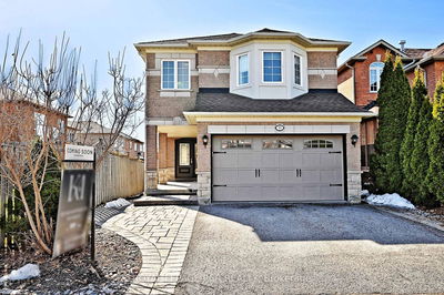 90 Brightsview Dr, Richmond Hill - Oak Ridges