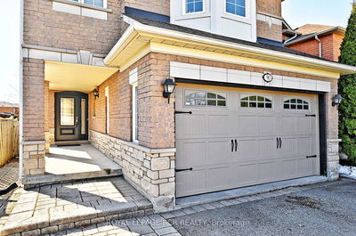 90 Brightsview Dr, Richmond Hill - Oak Ridges image-0-1