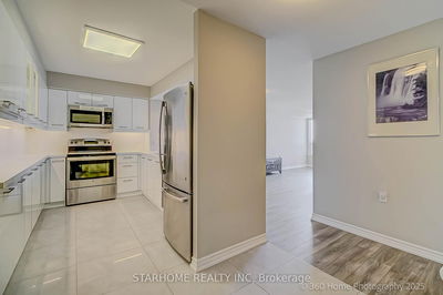 Unit 1208 — 9015 Leslie St, Richmond Hill - Beaver Creek Business Park image-0-1