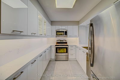 Unit 1208 — 9015 Leslie St, Richmond Hill - Beaver Creek Business Park image-0-2