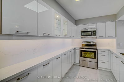 Unit 1208 — 9015 Leslie St, Richmond Hill - Beaver Creek Business Park image-0-4