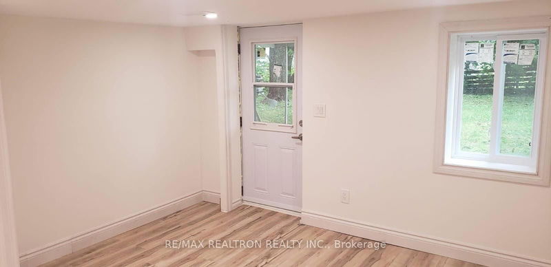 home for lease on BSMT-757 Srigley Street