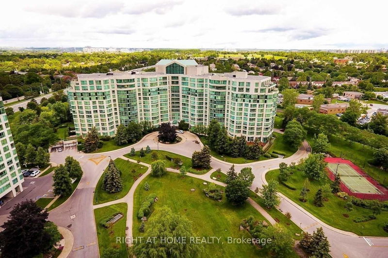 home for sale on 1007-7905 Bayview Avenue