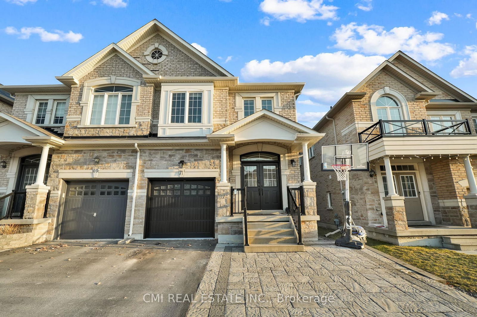 Semi-Detached House for sale at 71 Lauderdale Drive, Vaughan, Patterson, L6A 4G7 - MLS: N12035443