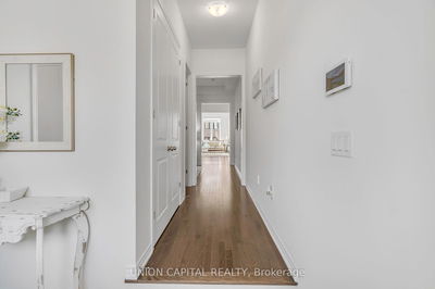 123 Halldorson Ave, Aurora - Bayview Northeast image-0-2