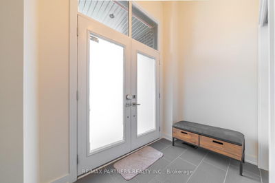43 Dariole Dr, Richmond Hill - Rural Richmond Hill image-0-2