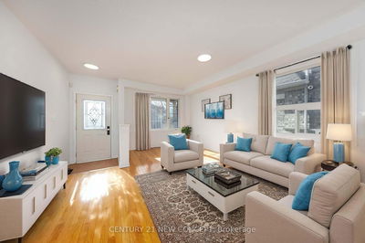 315 Conover Ave, Aurora - Bayview Northeast image-0-3