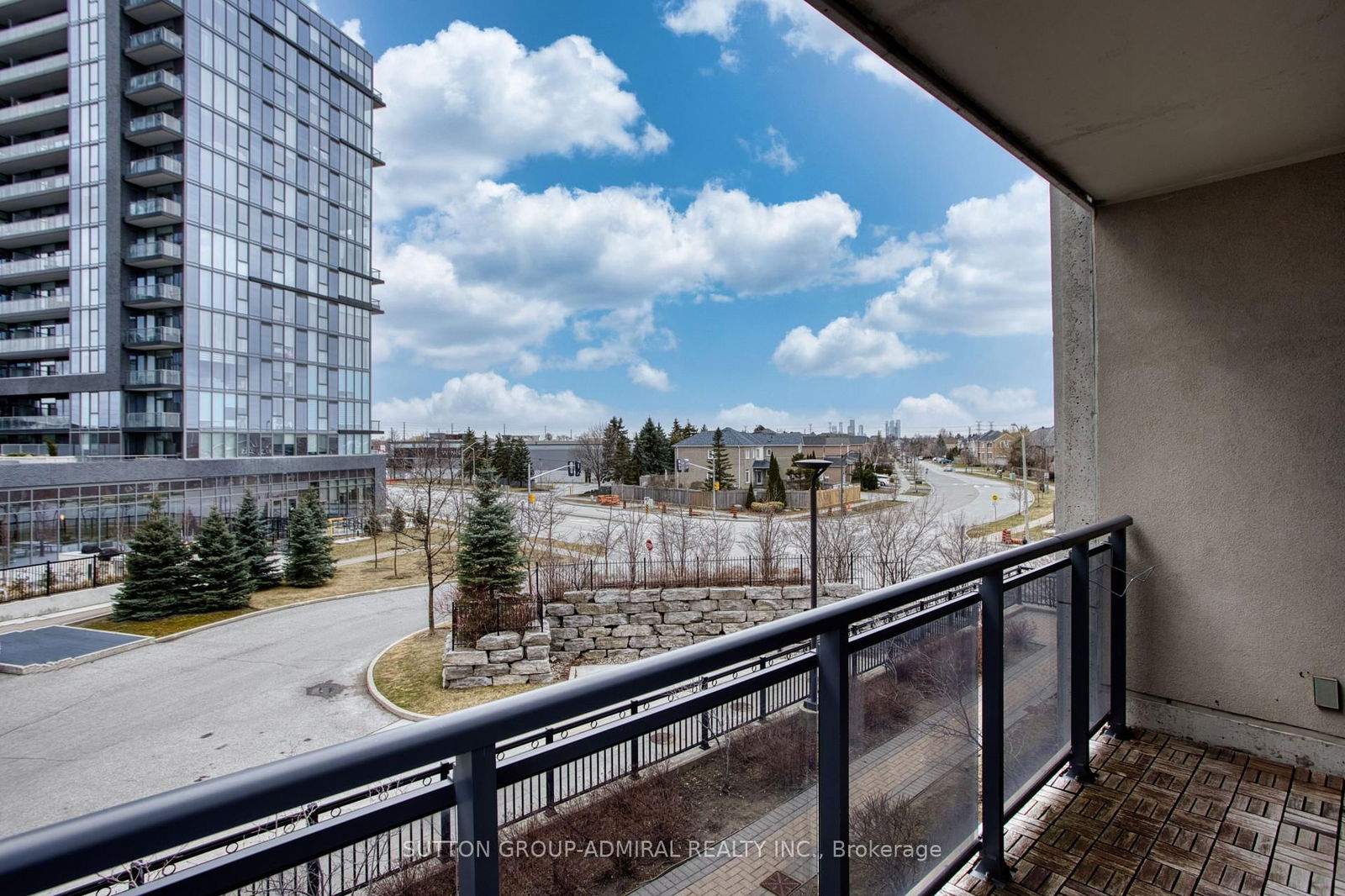 Condo for sale at 204-95 North Park Road, Vaughan, Beverley Glen, L4J 0J1 - MLS: N12036822