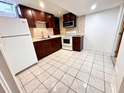 Unit BASEMENT — 31 IVAN DANIELS Dr, Markham - Middlefield image-0-4