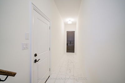 9 Abbeyhill Lane, Markham - Angus Glen image-0-1