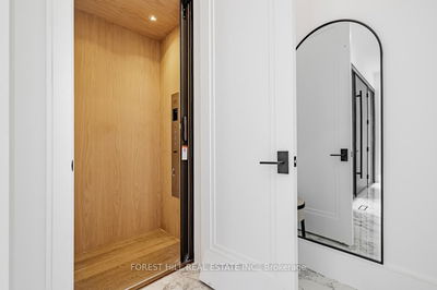68 Elm Ave, Richmond Hill - Langstaff image-0-3