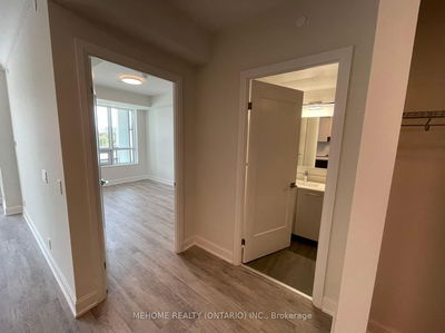 Unit 302 — 38 Water Walk Dr, Markham - Unionville image-0-4