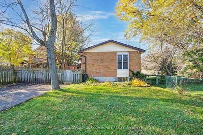 12 Schomberg Rd, Richmond Hill - Oak Ridges image-0-1
