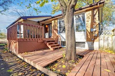 12 Schomberg Rd, Richmond Hill - Oak Ridges image-0-4