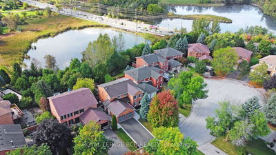 67 Attridge Dr, Aurora - Aurora Village image-0-2