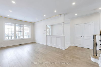 23 Waldron Cres, Richmond Hill - Oak Ridges image-0-3