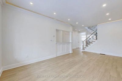 23 Waldron Cres, Richmond Hill - Oak Ridges image-0-4