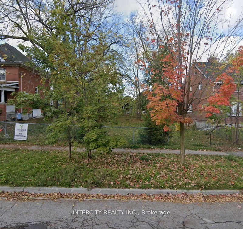 home for sale on 39 Roseview Avenue