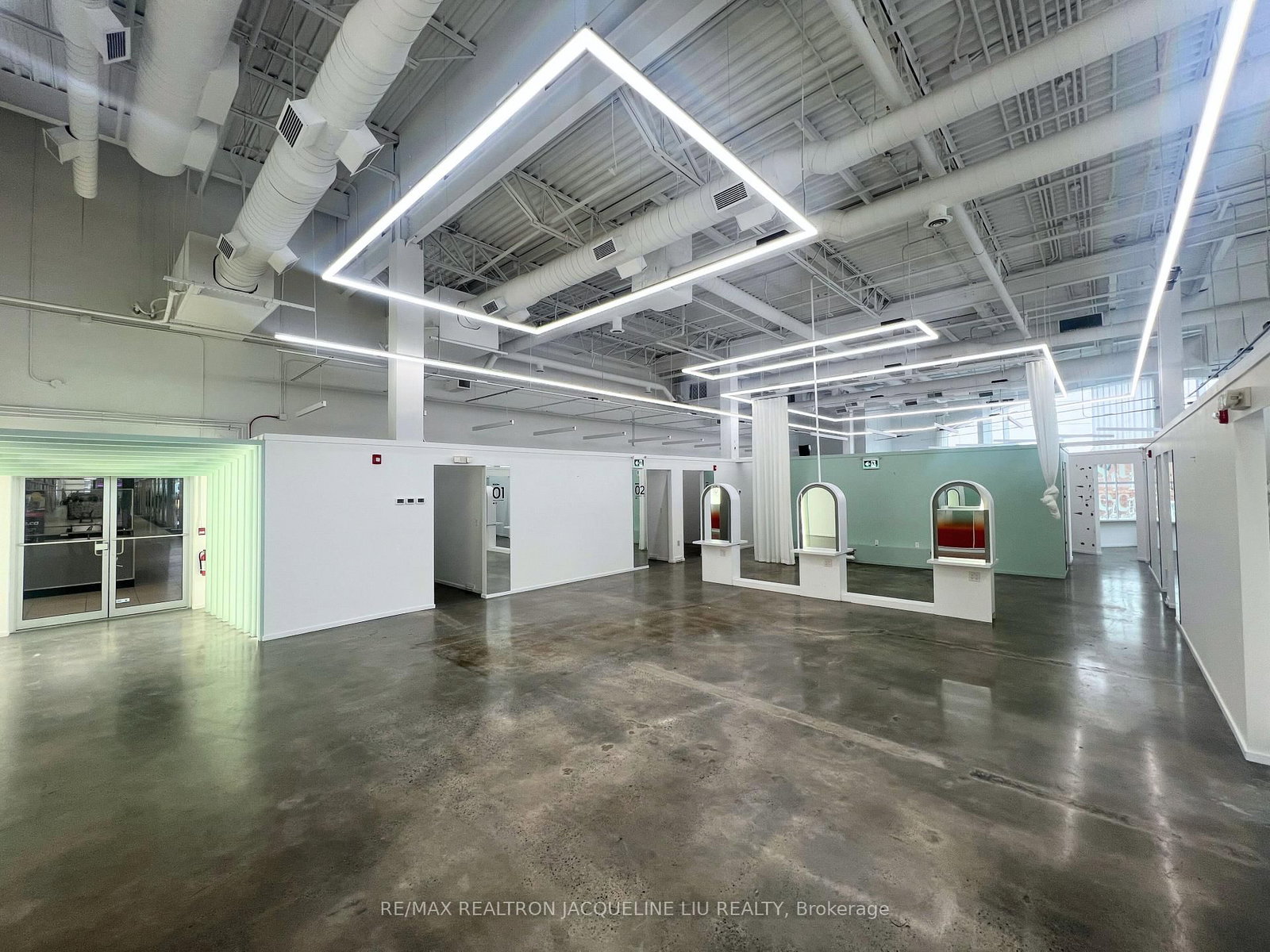 8339 Kennedy Road, Unit 2800-06 - Photo 2