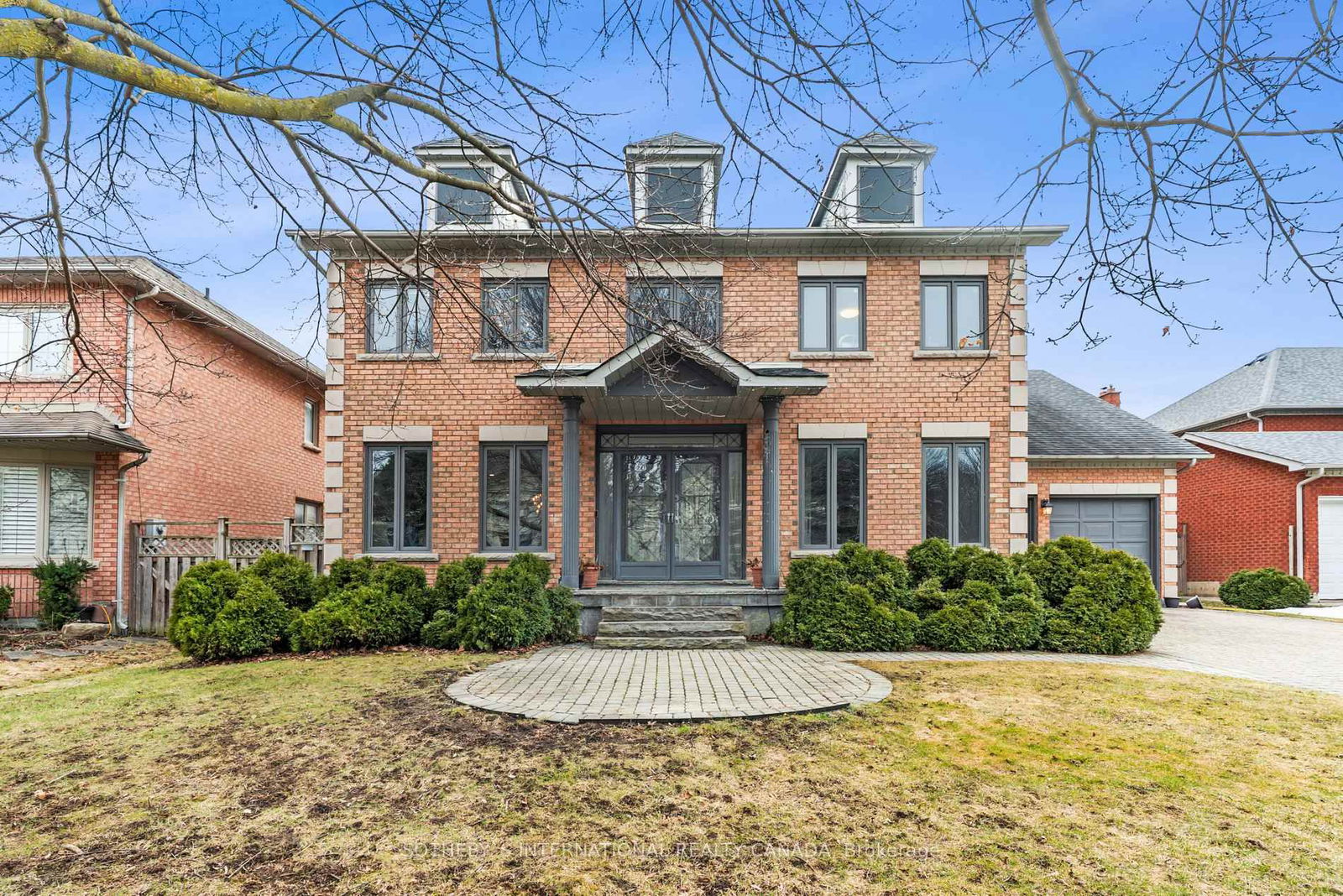 Detached House for sale at 16 Eastgate Crescent, Richmond Hill, Bayview Hill, L4B 3G5 - MLS: N12047446