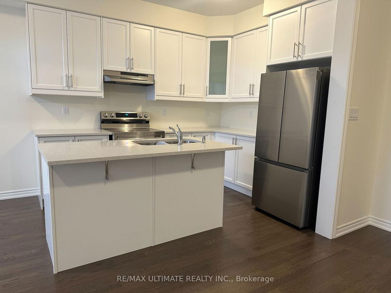 home for lease on 123 Haldimand Crescent