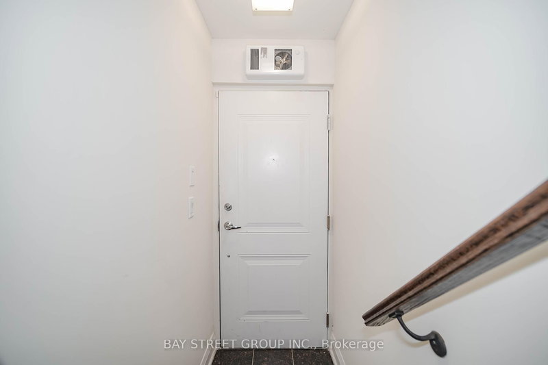 227 - 320 John St, Markham, L3T 0B1 | Image 3