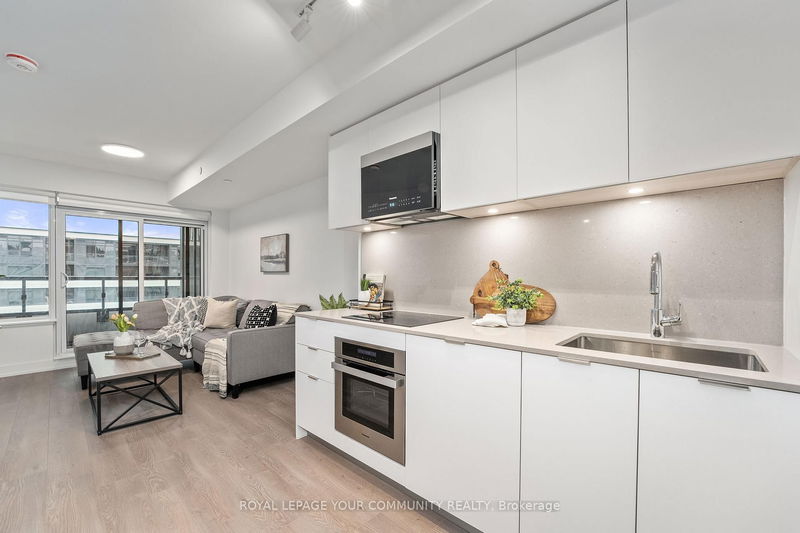 home for sale on 1006-9 Clegg Road