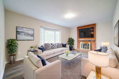 16 Briarwood Rd, Markham - Unionville image-0-4