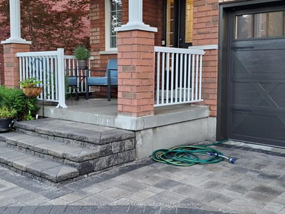 8 Whitestone Dr, Georgina - Keswick North image-0-3