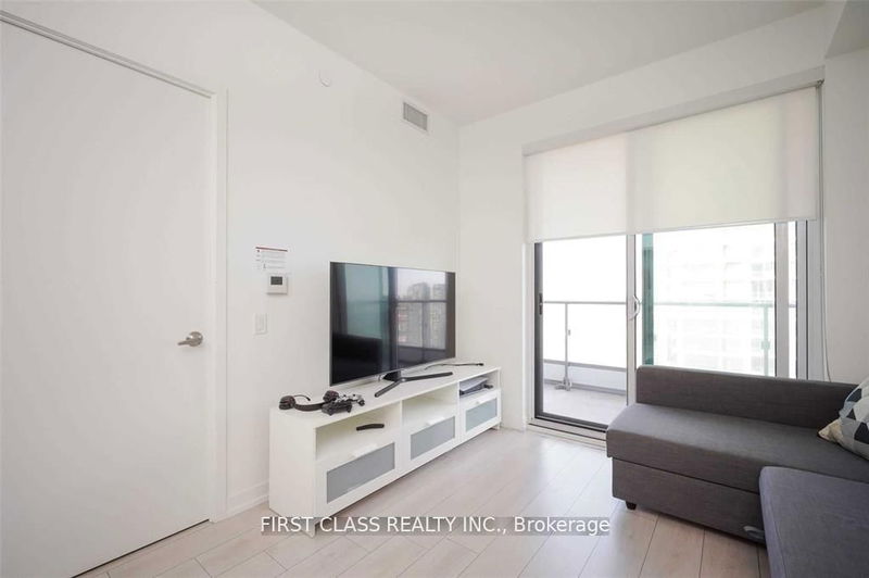 Room1
