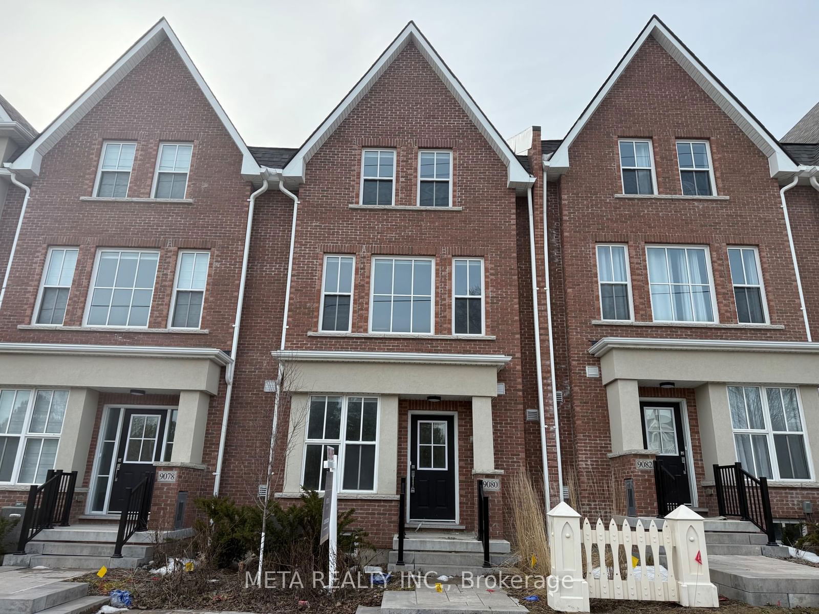 Townhouse leased at 9080 WOODBINE Avenue, Markham, Buttonville, L3R 0J8 - MLS: N12055525