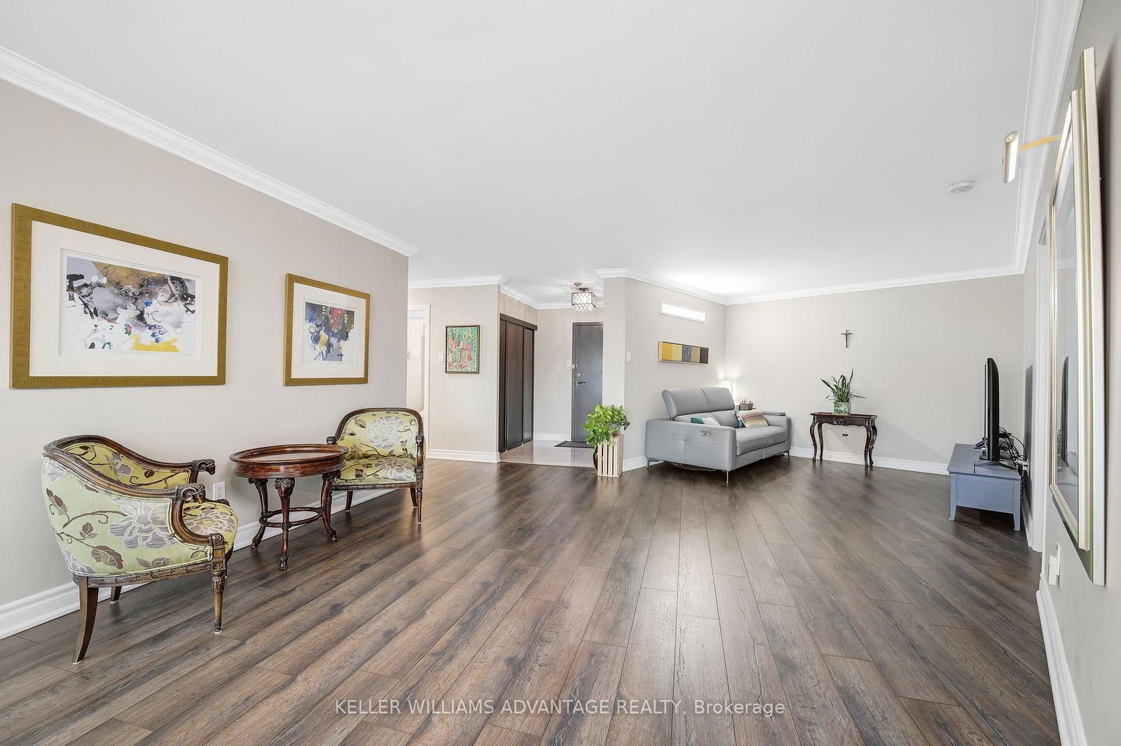Condo sold at 918-7905 Bayview Avenue, Markham, Aileen-Willowbrook, L3T 7N3 - MLS: N12055535