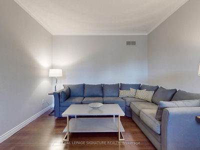 81 Garden Ave, Richmond Hill - South Richvale image-0-3