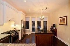 10 Powseland Cres, Vaughan, L4L 0C5 | Image 3