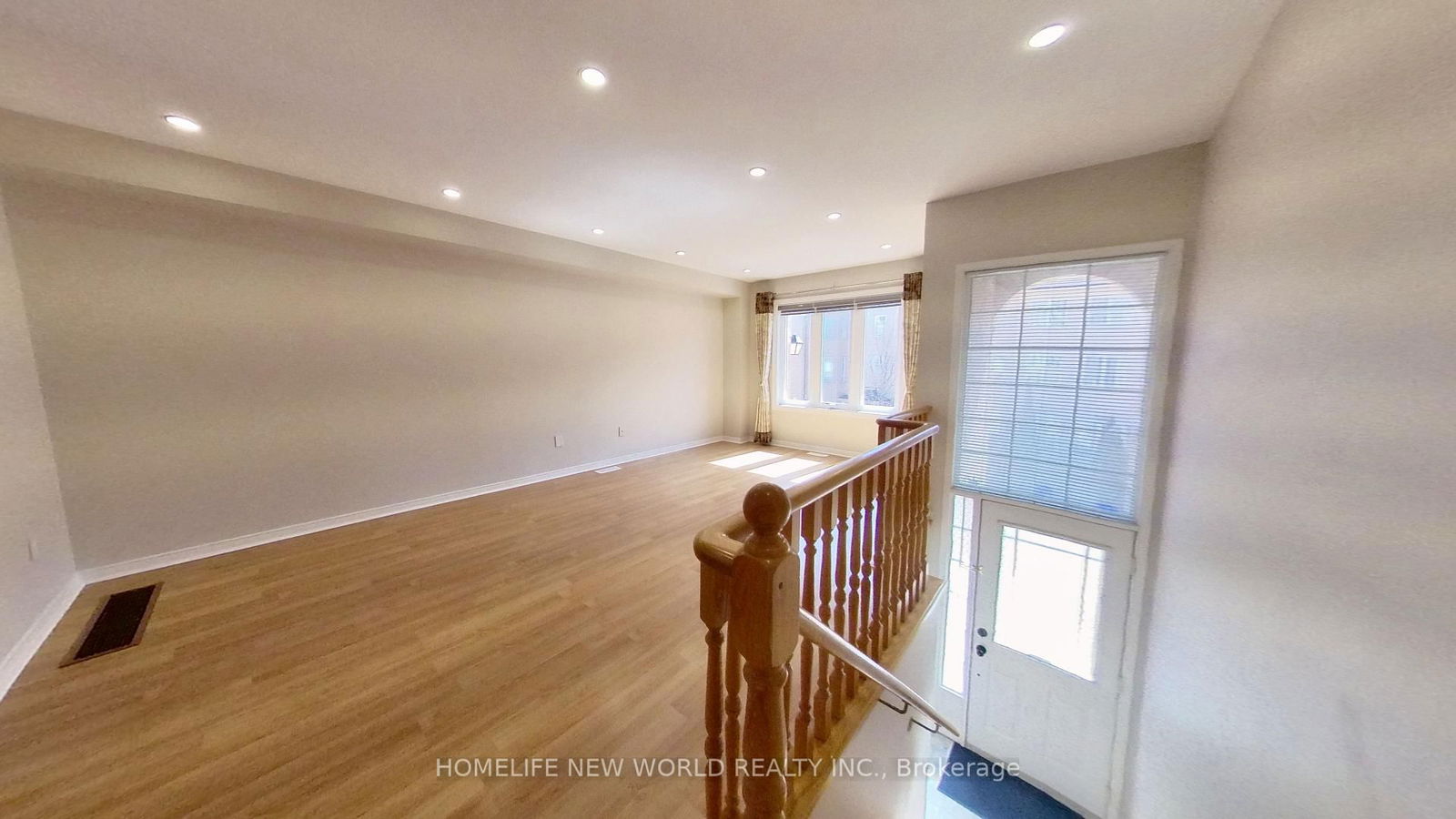Townhouse leased at 12 Azalea Gateway N/A, Markham, Commerce Valley, L3T 7T8 - MLS: N12058438