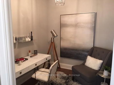 Unit 207 — 9 Stollery Pond Crescent — more photos