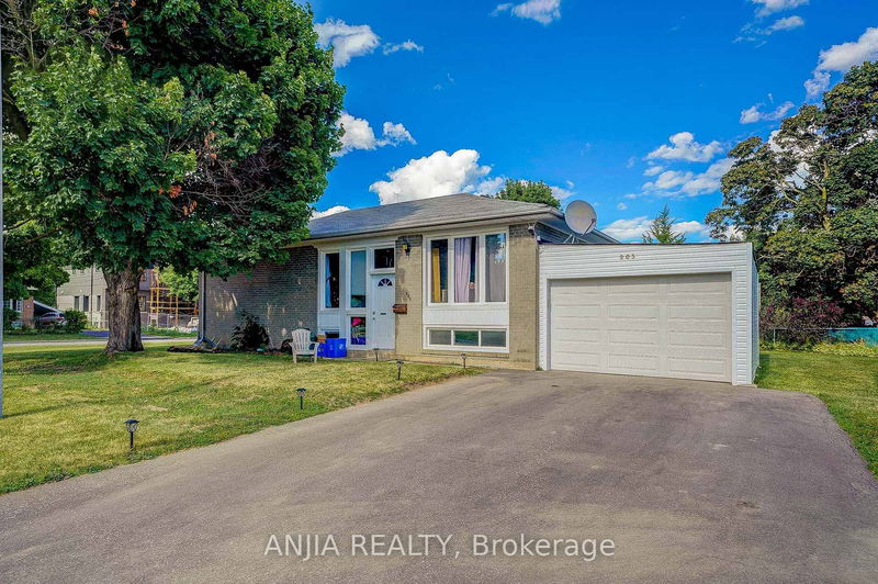 home for lease on Bsmt-203 Norfolk Avenue