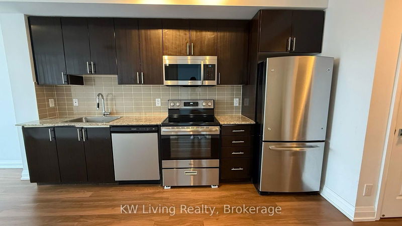 home for lease on 720-7161 Yonge Street