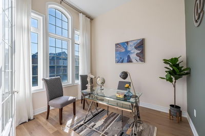 34 Watershed Gate, East Gwillimbury - Queensville image-0-2