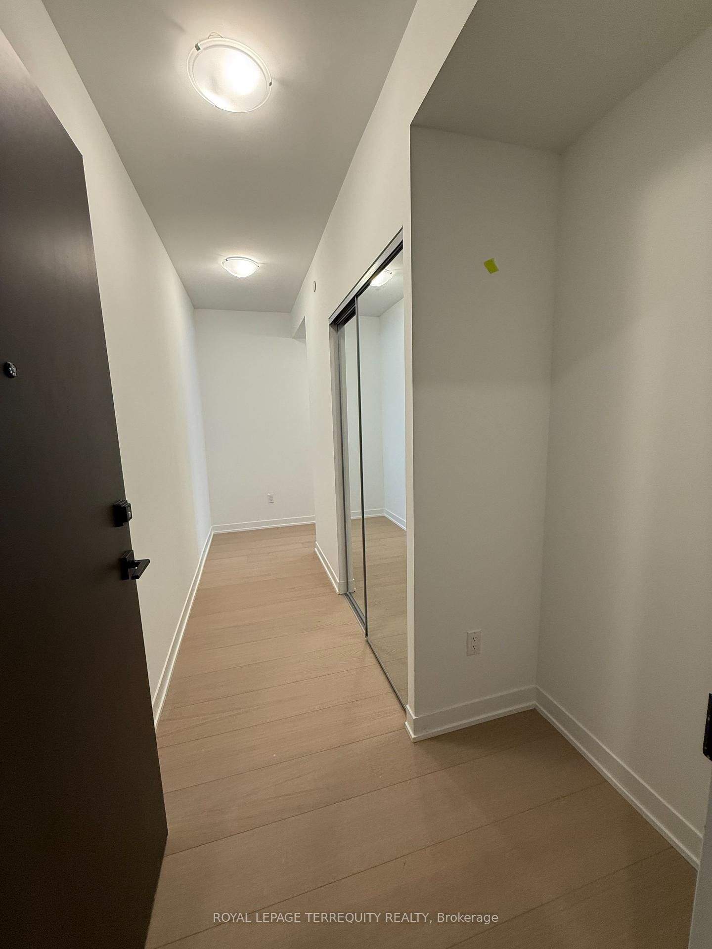 Condo leased at 2028-498 Caldari Road, Vaughan, Concord, L4K 0A4 - MLS: N12062217