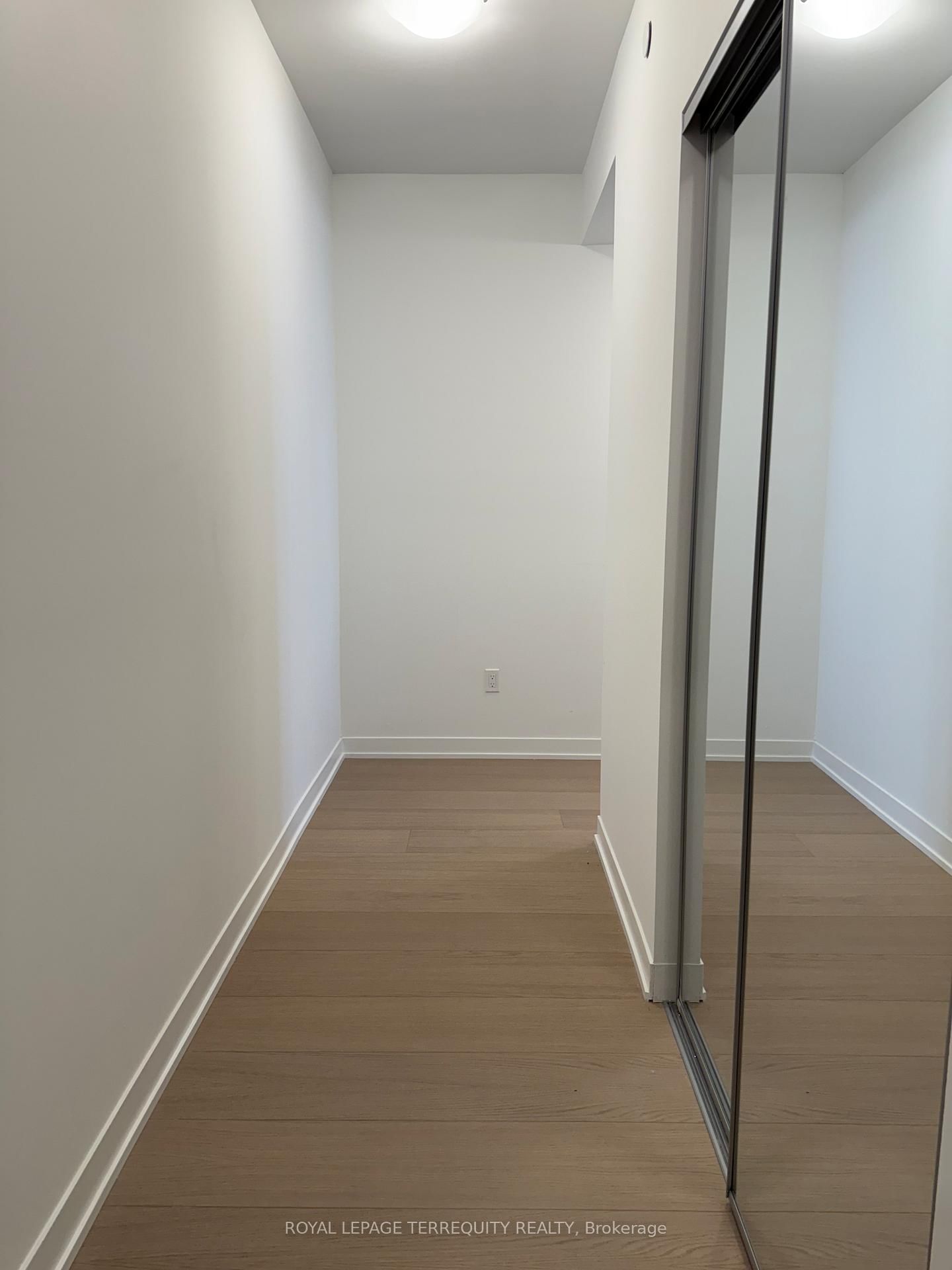 Condo leased at 2028-498 Caldari Road, Vaughan, Concord, L4K 0A4 - MLS: N12062217