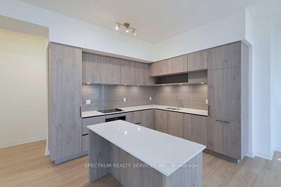 Unit 1001 — 14 David Eyer Road — photo 6
