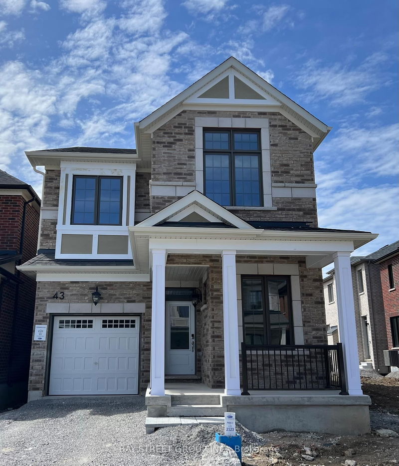 home for lease on 43 Berczy Manor Crescent