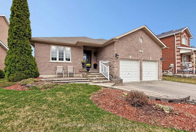 6 Sutherland Ave, Bradford West Gwillimbury - Bradford image-0-3