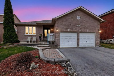 6 Sutherland Ave, Bradford West Gwillimbury - Bradford image-0-4