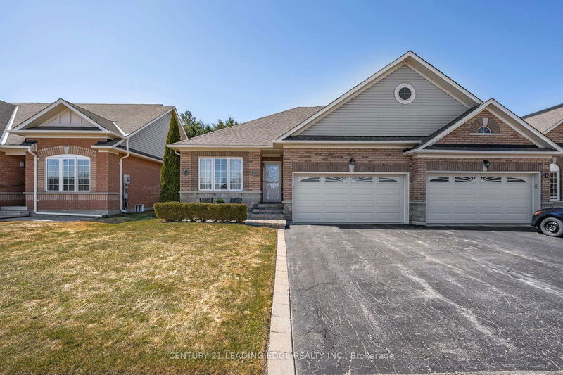 8 Norm Goodspeed Dr, Uxbridge - Uxbridge image-0-0