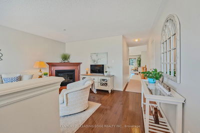 8 Norm Goodspeed Dr, Uxbridge - Uxbridge image-0-2