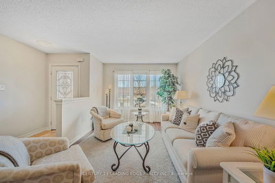 8 Norm Goodspeed Dr, Uxbridge - Uxbridge image-0-4