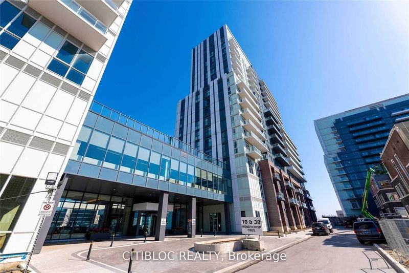 home for lease on 1902-38 Honeycrisp Crescent
