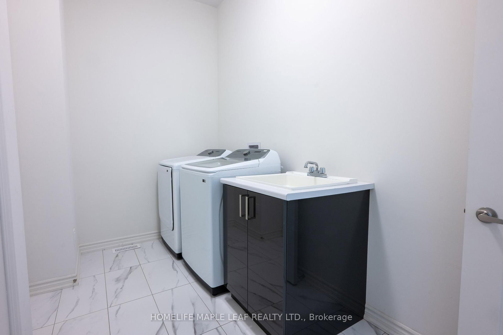 14 Bayberry Drive - Photo 35